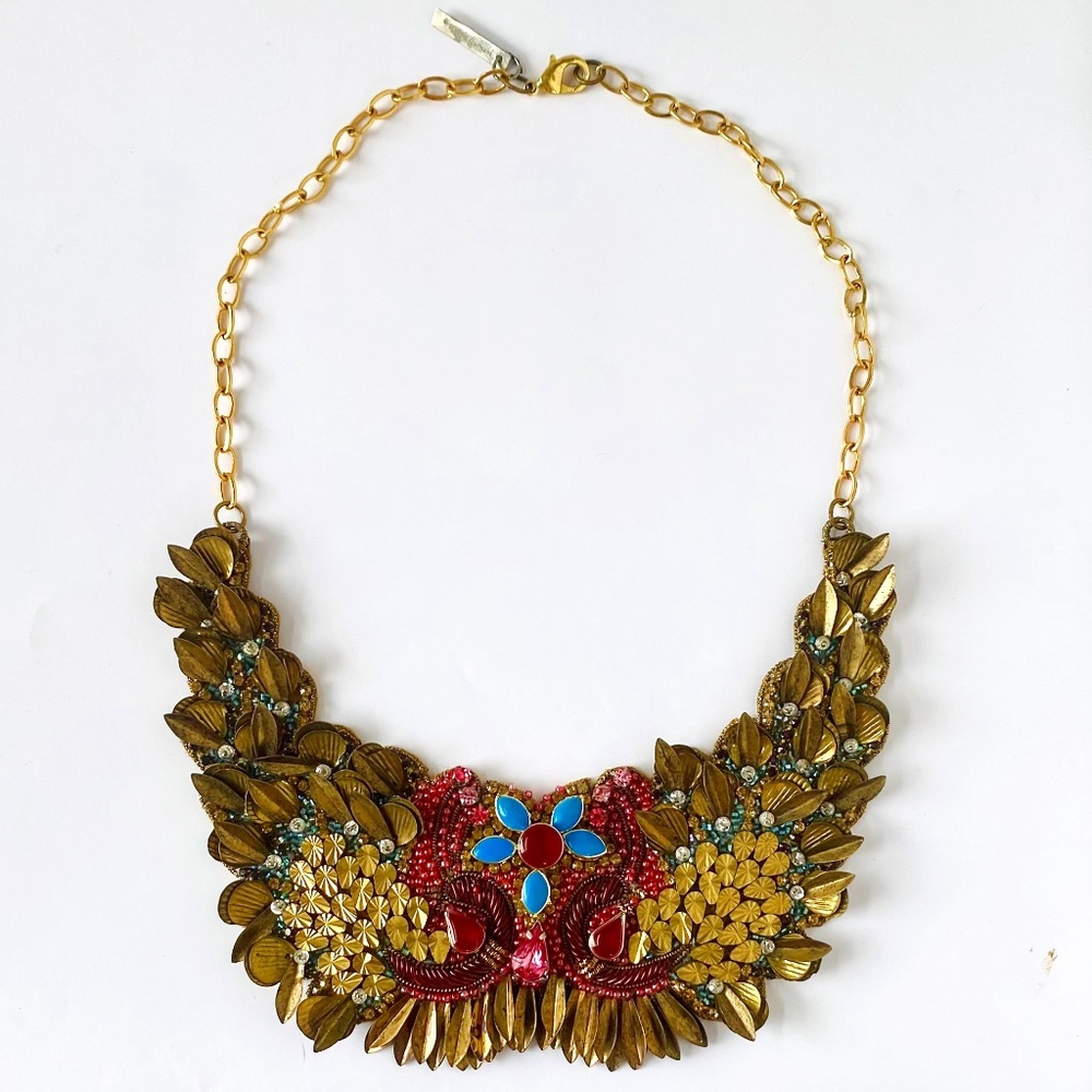 Deepa Gurnani 4 x 6 in. Bib Necklace *EUC*